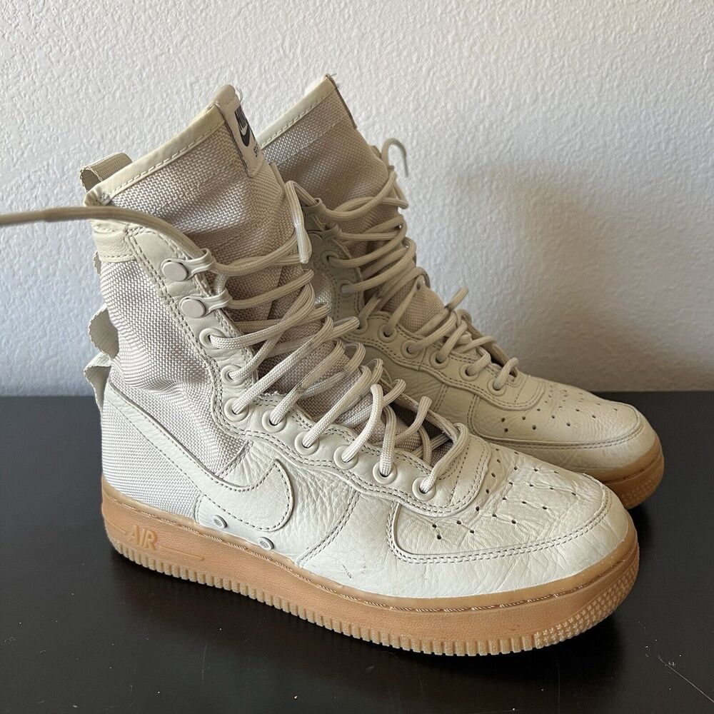 Nike SF Air Force 1 High Size 7.5 Light Bone
